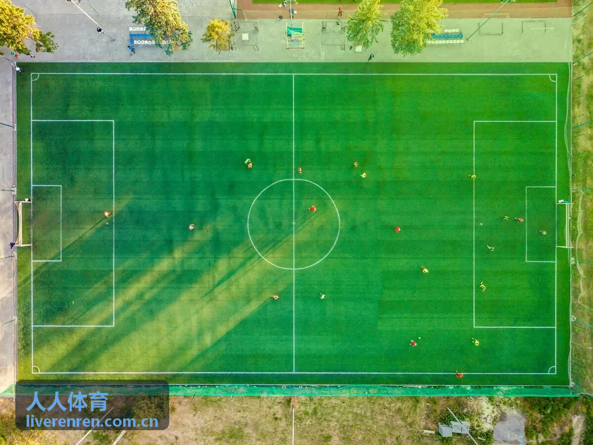 人人体育 实时比分更新